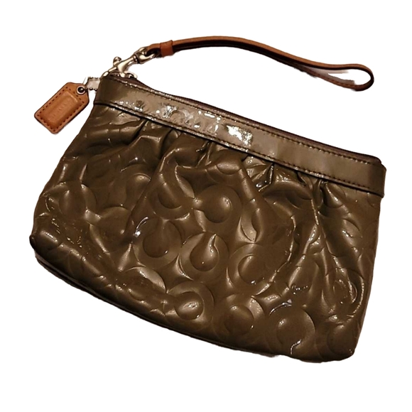 Coach Patent Leather Wristlet in Khaki - Picture 1 of 7
